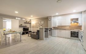Gmc Turistics - Great Apartment For Groups & Families